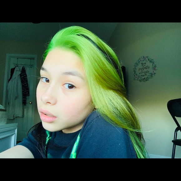 ⚡️me ⚡️ - Picture 4 of 4